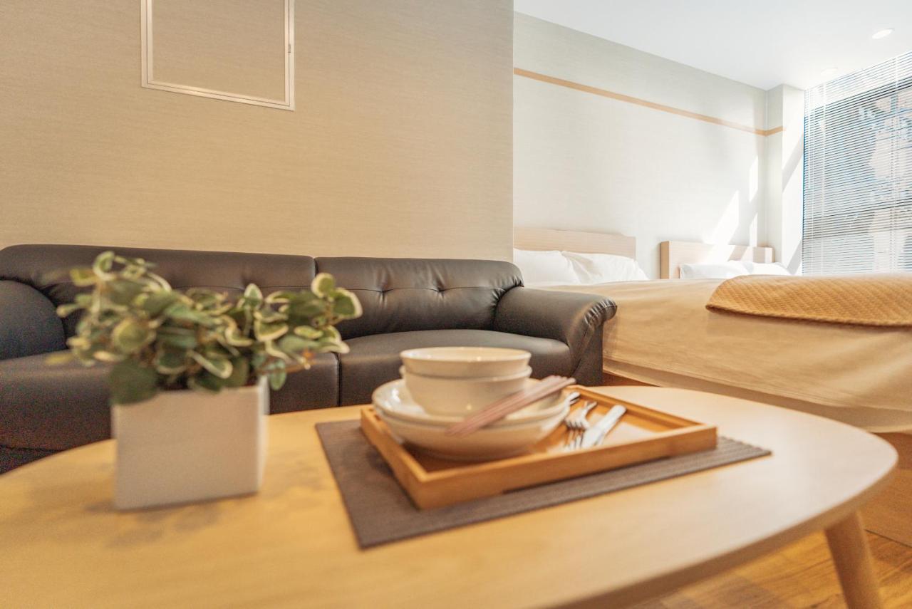 אוסקה 谷町君・星hotel・道頓福居 מראה חיצוני תמונה